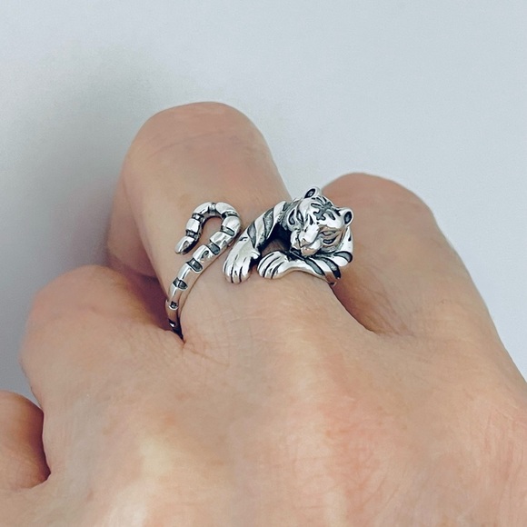 Sterling Silver Wraparound Delicate Tiger Ring, Silver Rings, Animal Zoo, Tigers - Picture 6 of 15